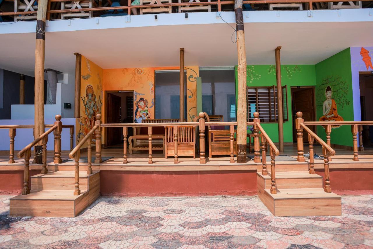Black Beach Resort Varkala Exterior foto
