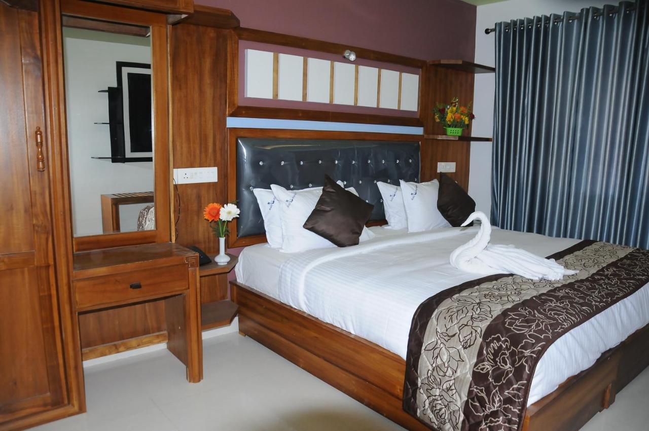 Black Beach Resort Varkala Exterior foto
